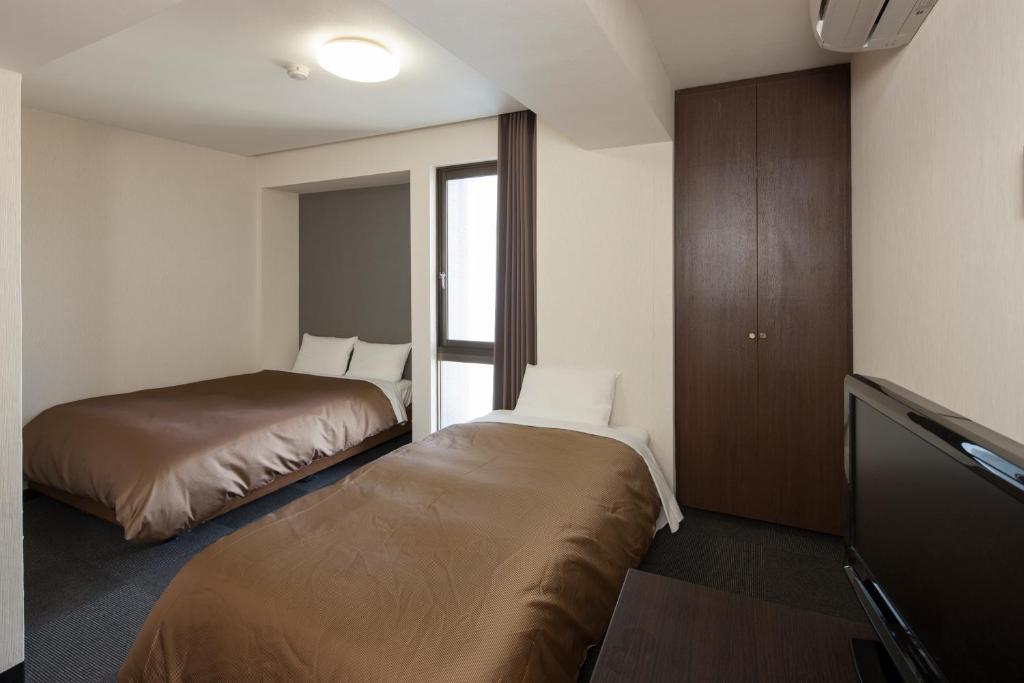 Hotel Plaza Inn Tokushima Eksteriør billede